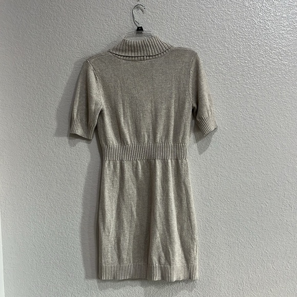 Loft Women’s Knee Length Sweater Dress Short Sleeve Beige Size XS - Picture 9 of 9